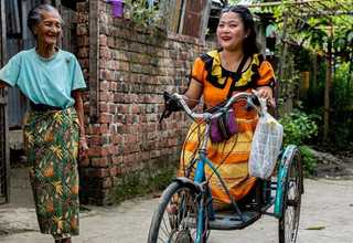 With support from UNFPA and a local disability organization, Sabai received vocational and business skill training.