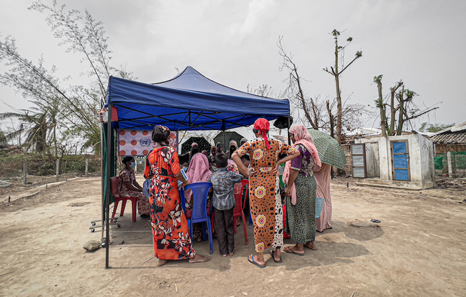 Women from the village of Say Thamar Kyi receive health care and reproductive health services at a mobile clinic 