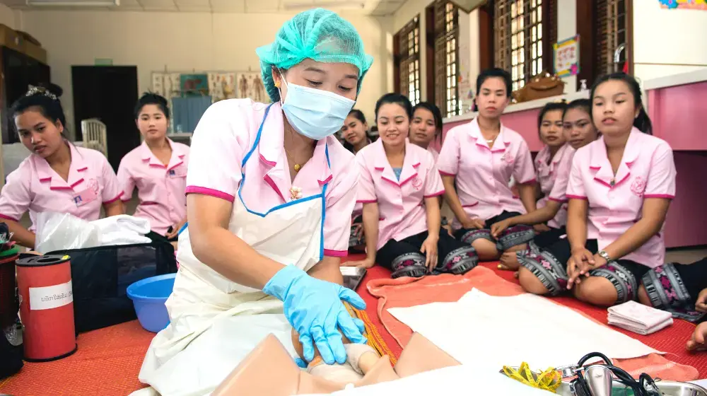 Lao PDR: The First Country In ASEAN To Achieve ICM’s Midwifery Education Accreditation