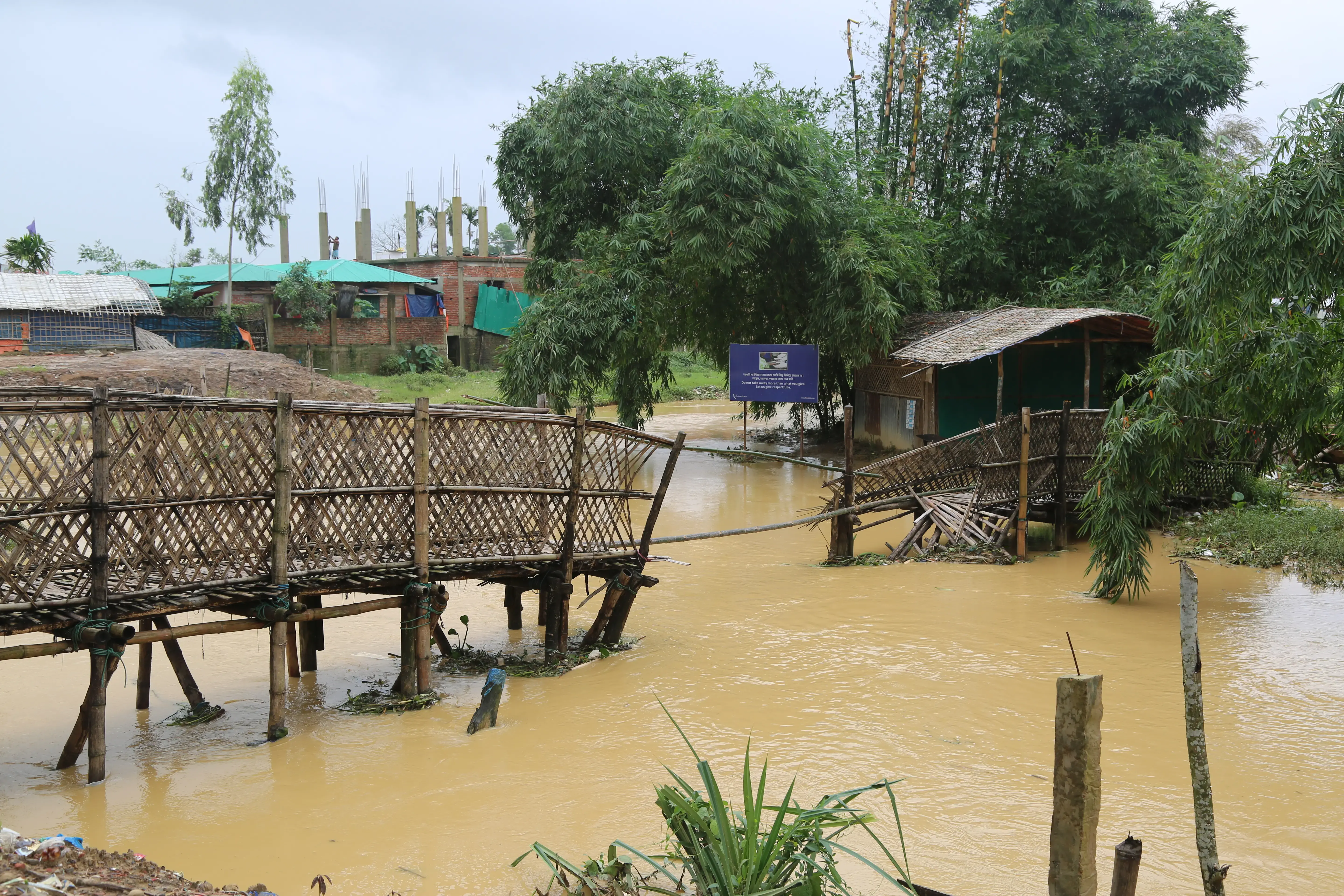 Monsoon season hits Bangladesh 