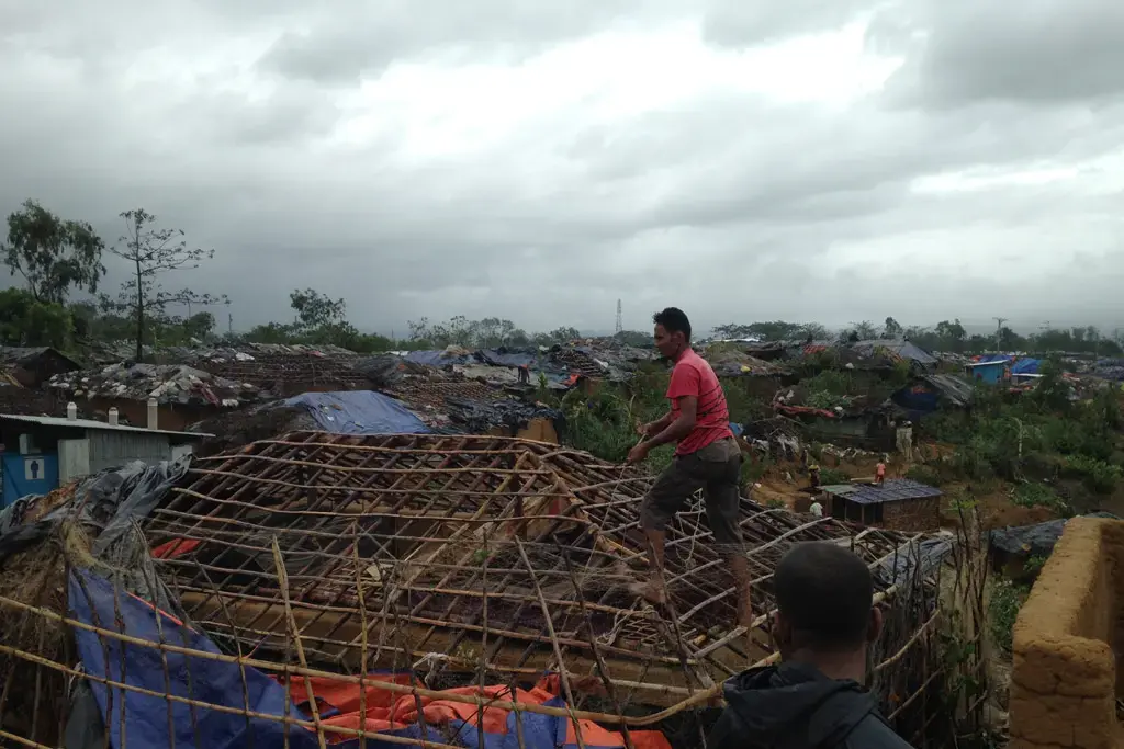 UN agencies urge aid for cyclone-hit communities in Bangladesh, Myanmar