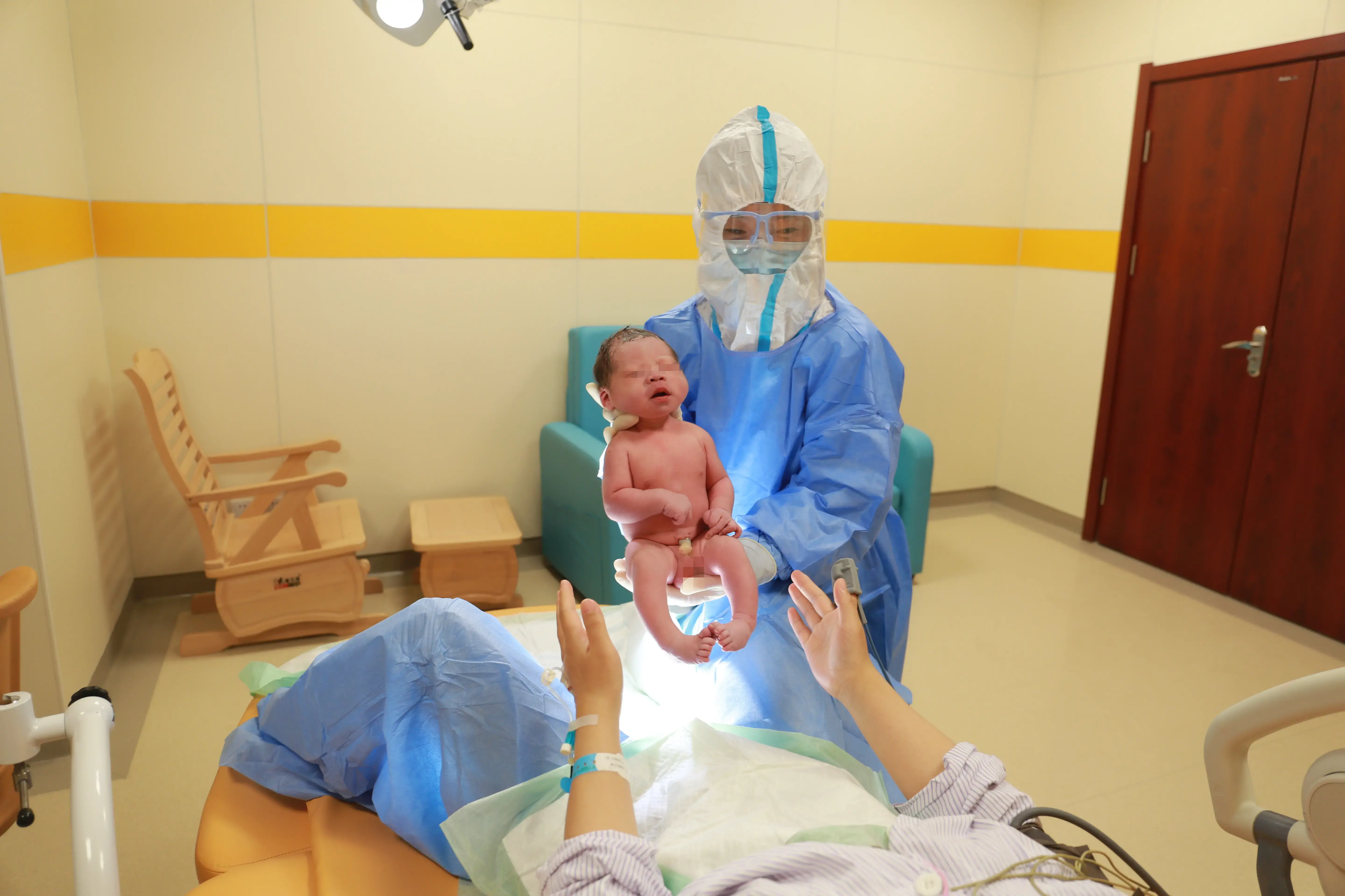 China's heroic midwives: Personal stories from the COVID-19 frontlines